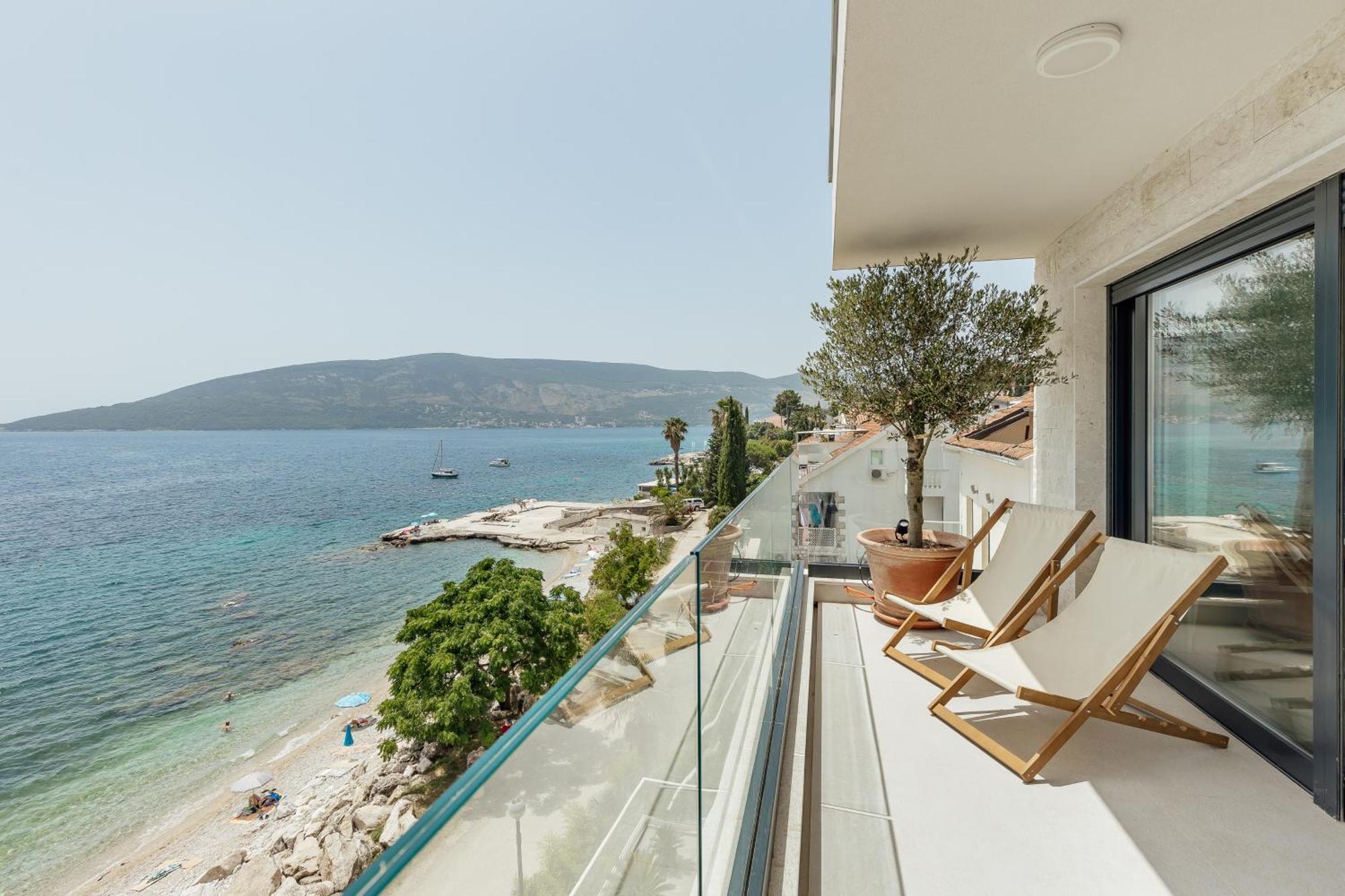 Savina Beachfront Oasis Herceg Novi Luaran gambar