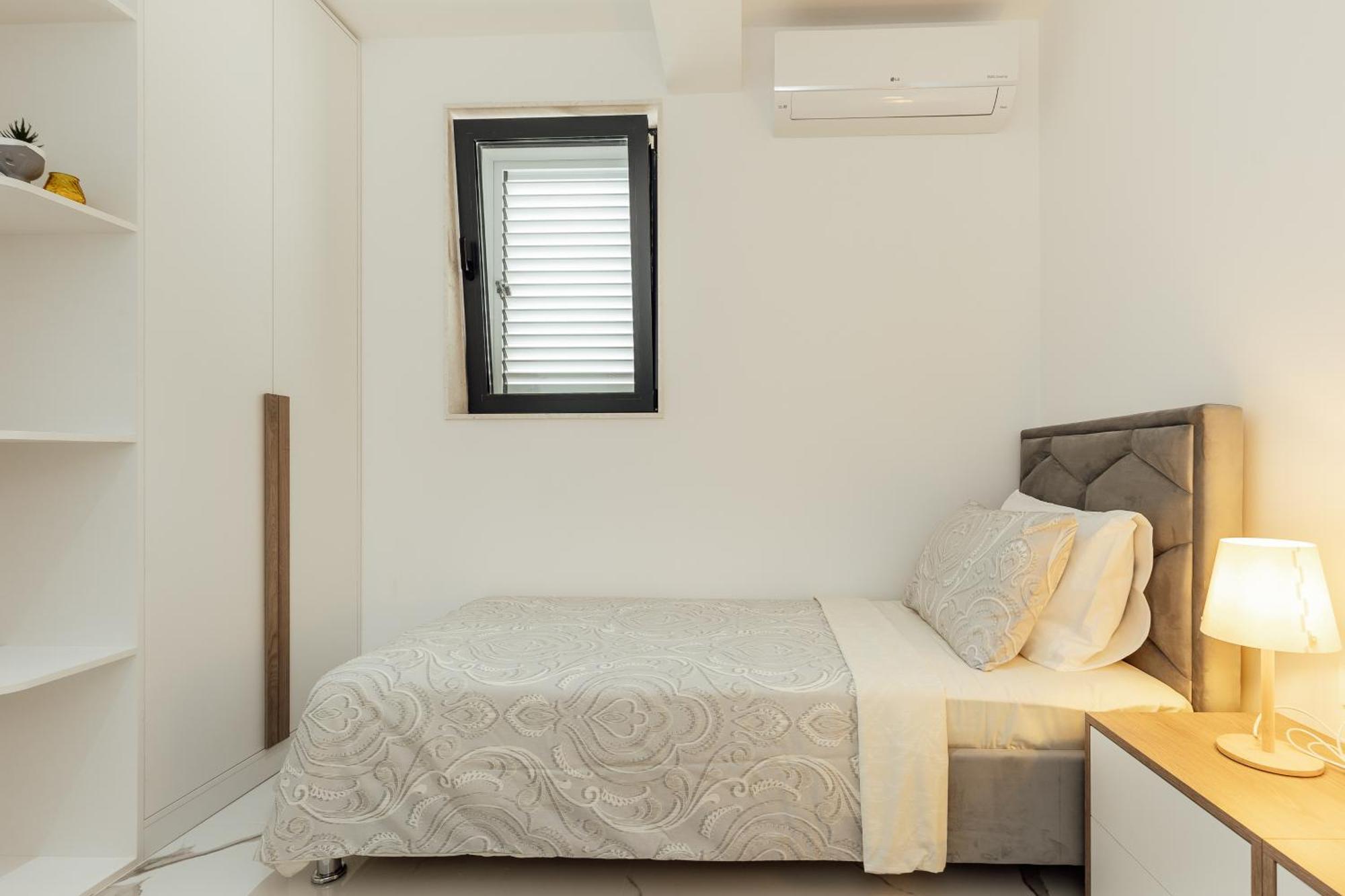Savina Beachfront Oasis Herceg Novi Luaran gambar